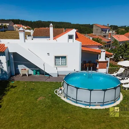 Tilli'n'joe's Nature House